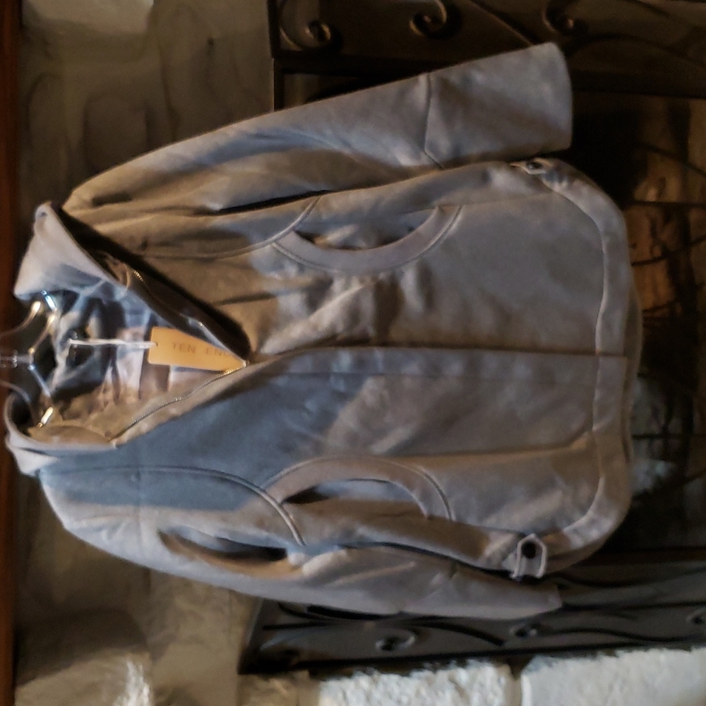NWT'S Tendency gray hooded coat M